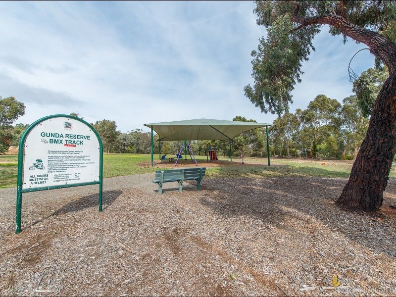18 Nunyah Drive, Banksia Park SA 5091
