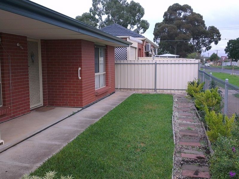 34 Kent Avenue, Clearview SA 5085