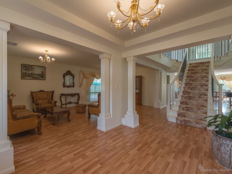 73 RM Williams Drive, Walkley Heights SA 5098