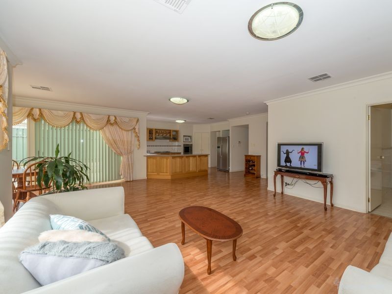 73 RM Williams Drive, Walkley Heights SA 5098