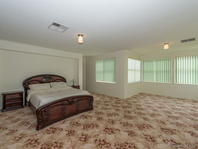 73 RM Williams Drive, Walkley Heights SA 5098