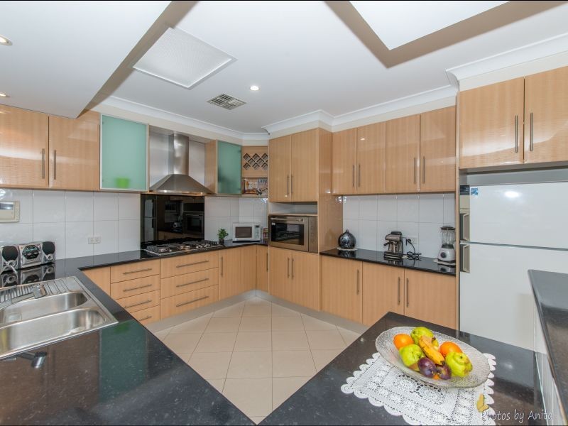 53 Duke Ave, Para Hills SA 5096