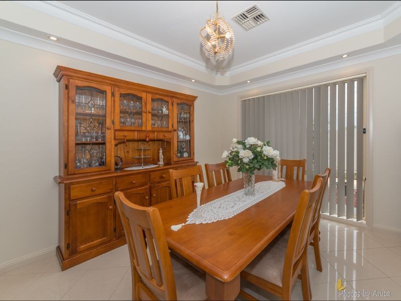 53 Duke Ave, Para Hills SA 5096