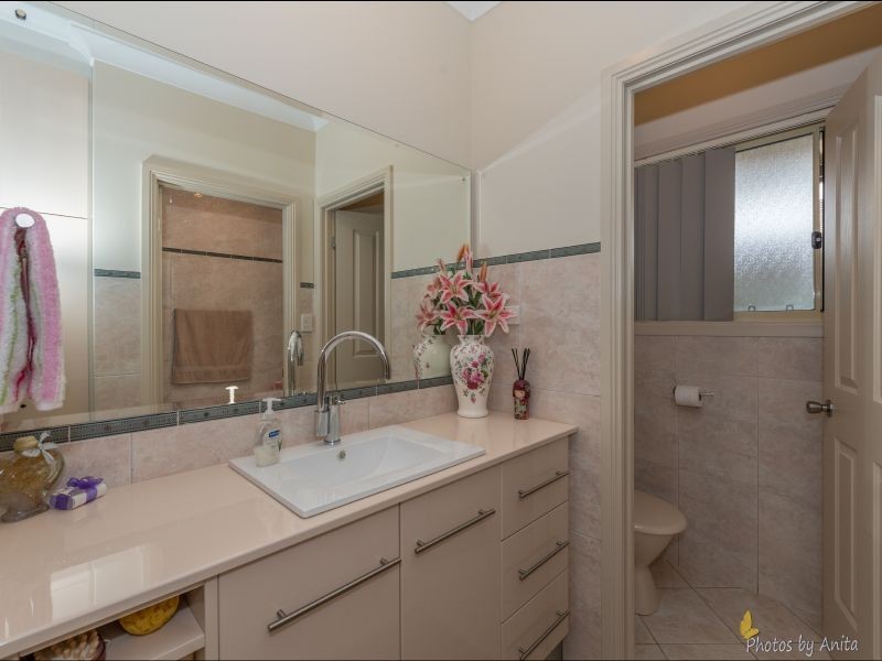 53 Duke Ave, Para Hills SA 5096