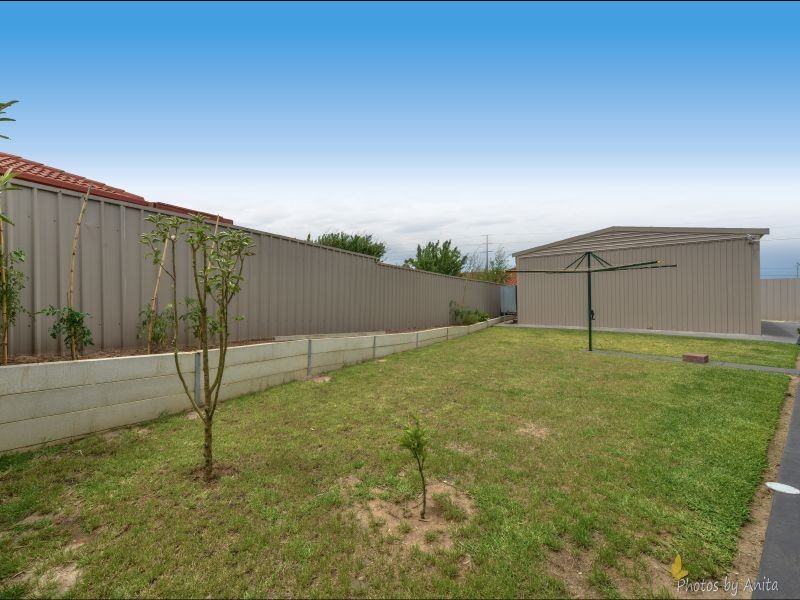 53 Duke Ave, Para Hills SA 5096