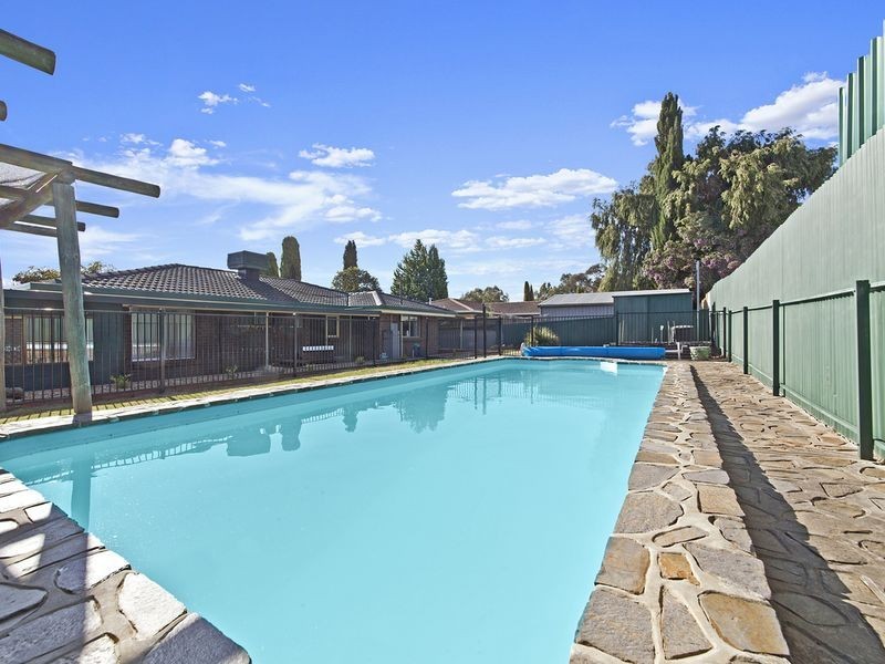 29 Mowbray Crescent, Fairview Park SA 5126