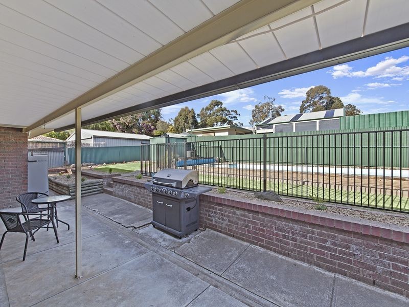 29 Mowbray Crescent, Fairview Park SA 5126