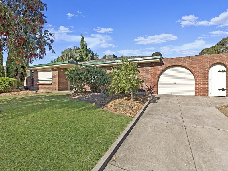 29 Mowbray Crescent, Fairview Park SA 5126