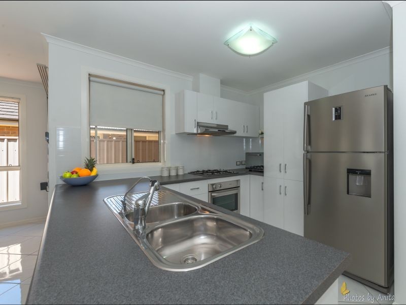 24 Kentia Drive, Para Hills West SA 5096