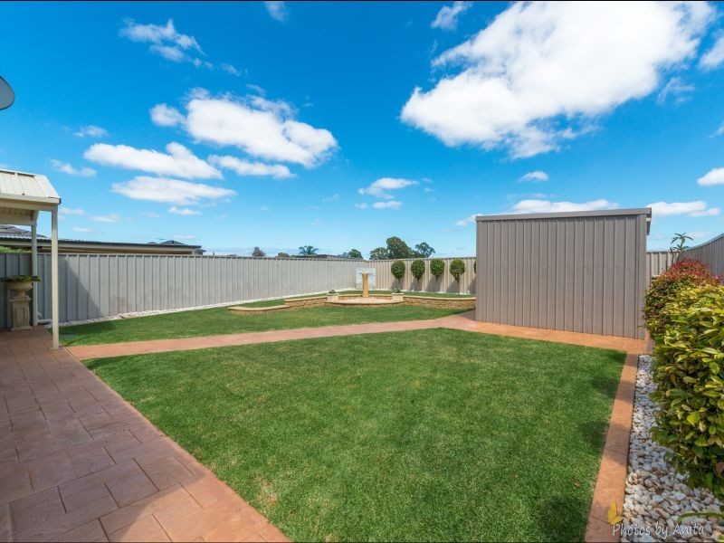 24 Kentia Drive, Para Hills West SA 5096