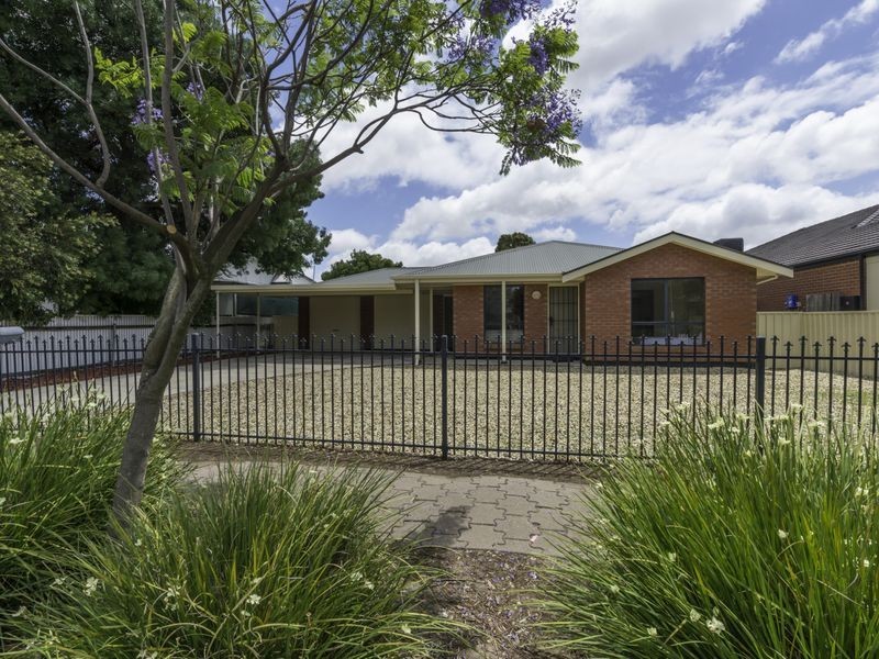 10 Whysall Road, Greenacres SA 5086
