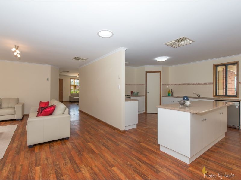 10 Whysall Road, Greenacres SA 5086