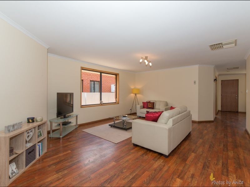 10 Whysall Road, Greenacres SA 5086