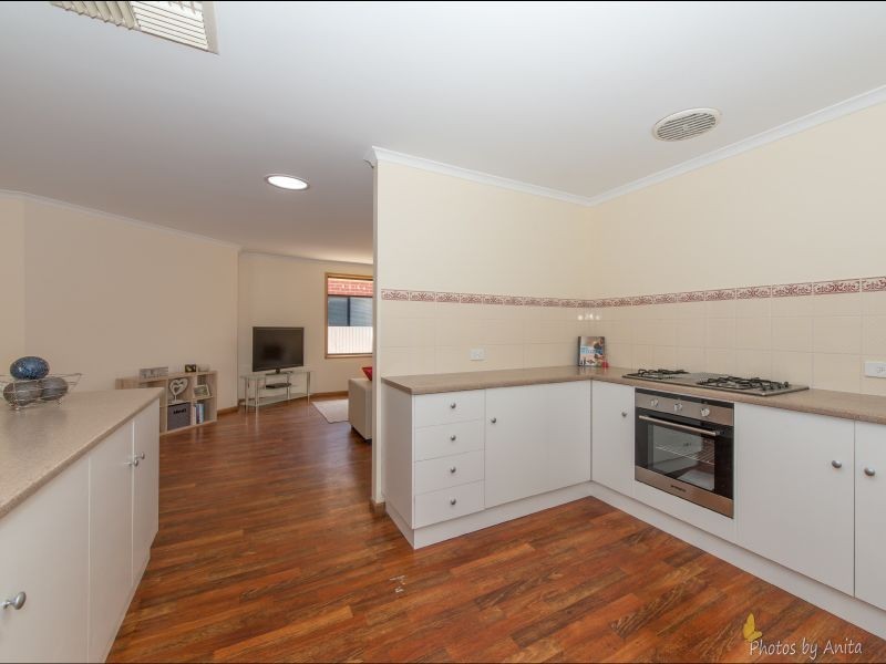 10 Whysall Road, Greenacres SA 5086