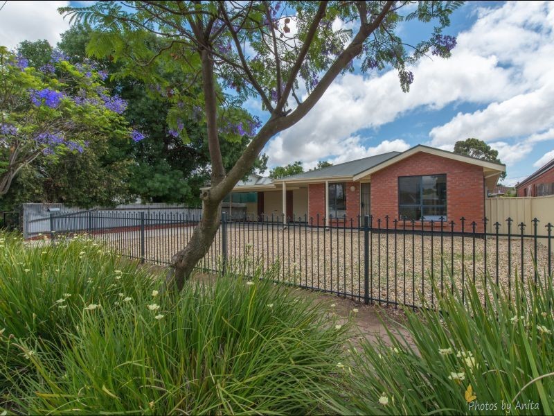 10 Whysall Road, Greenacres SA 5086