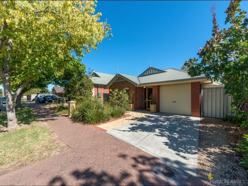 84 Lord Howe Avenue, Oakden SA 5086