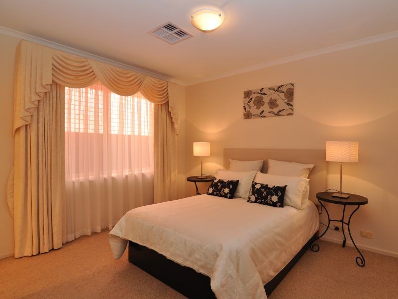 5 Field Street, Oakden SA 5086