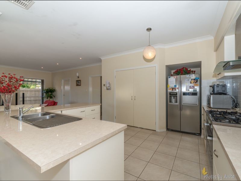 24 Cascades Drive, Mawson Lakes SA 5095