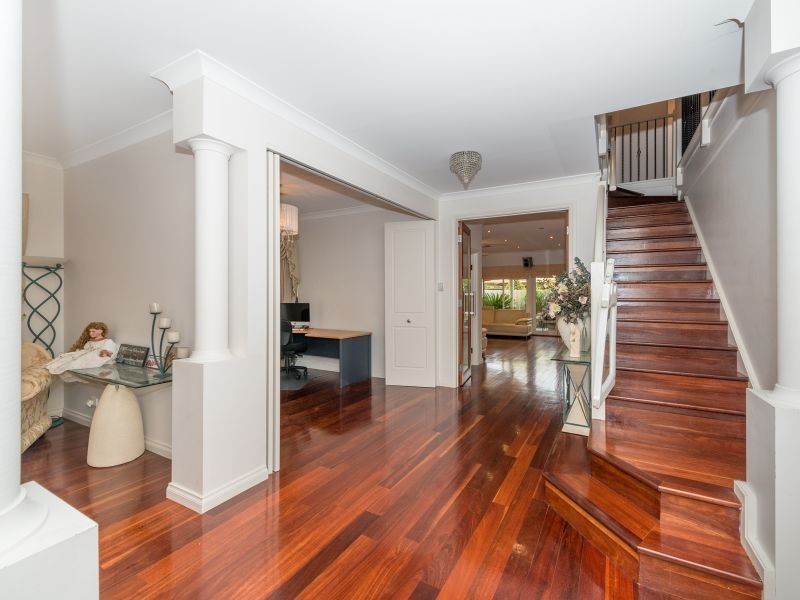 24 Adeline Street, Mawson Lakes SA 5095