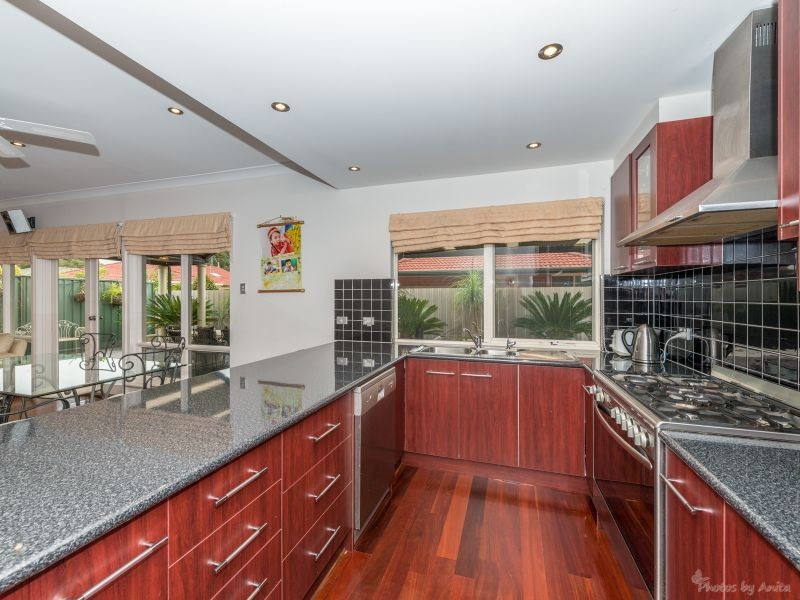 24 Adeline Street, Mawson Lakes SA 5095