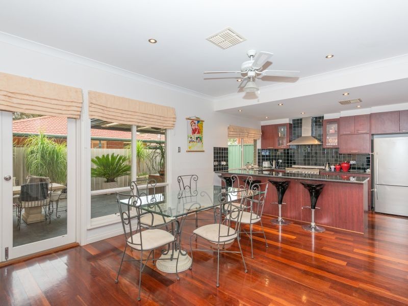 24 Adeline Street, Mawson Lakes SA 5095