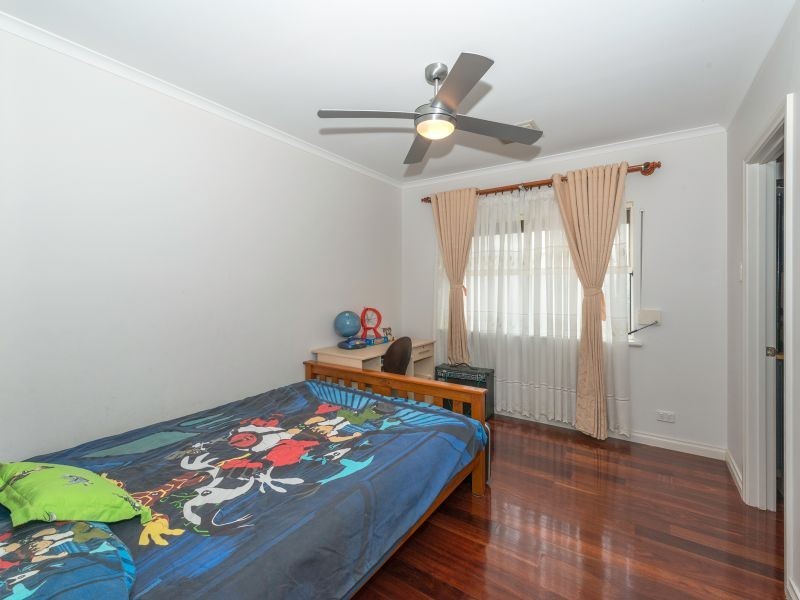 24 Adeline Street, Mawson Lakes SA 5095