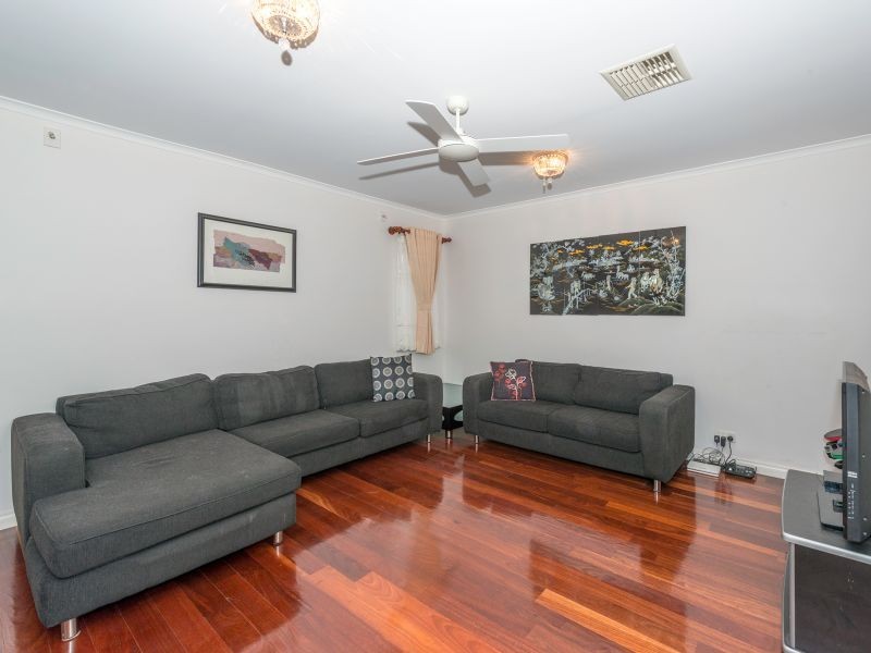 24 Adeline Street, Mawson Lakes SA 5095