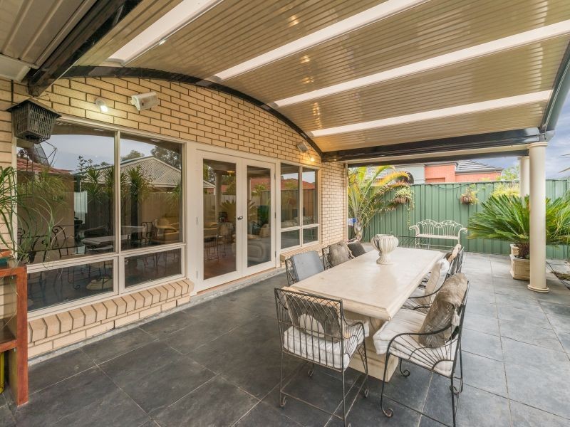 24 Adeline Street, Mawson Lakes SA 5095