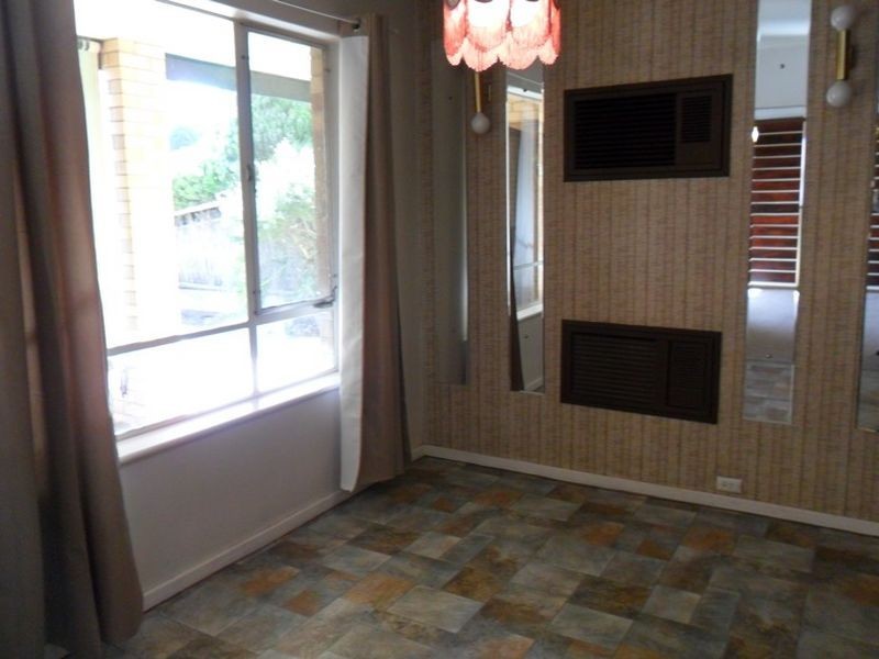 7 Windsor Avenue, Para Hills SA 5096