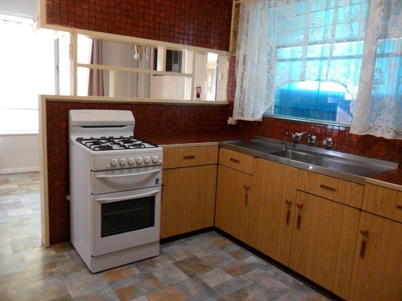 7 Windsor Avenue, Para Hills SA 5096