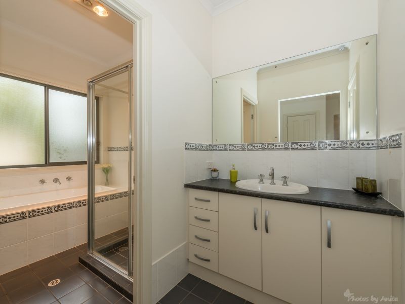 19 Colac Street, Greenacres SA 5086