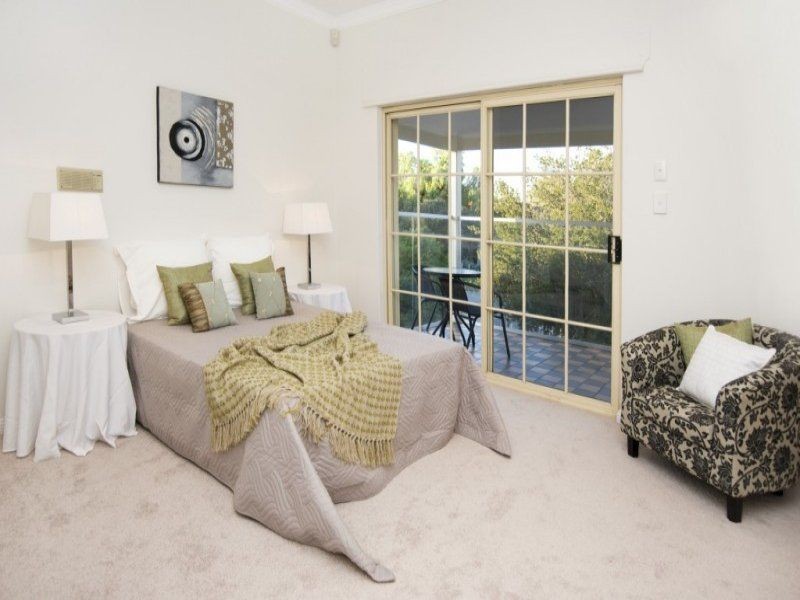 31 River Street, St Peters SA 5069