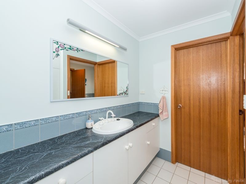 16 Field Street, Oakden SA 5086