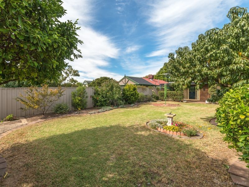 16 Field Street, Oakden SA 5086