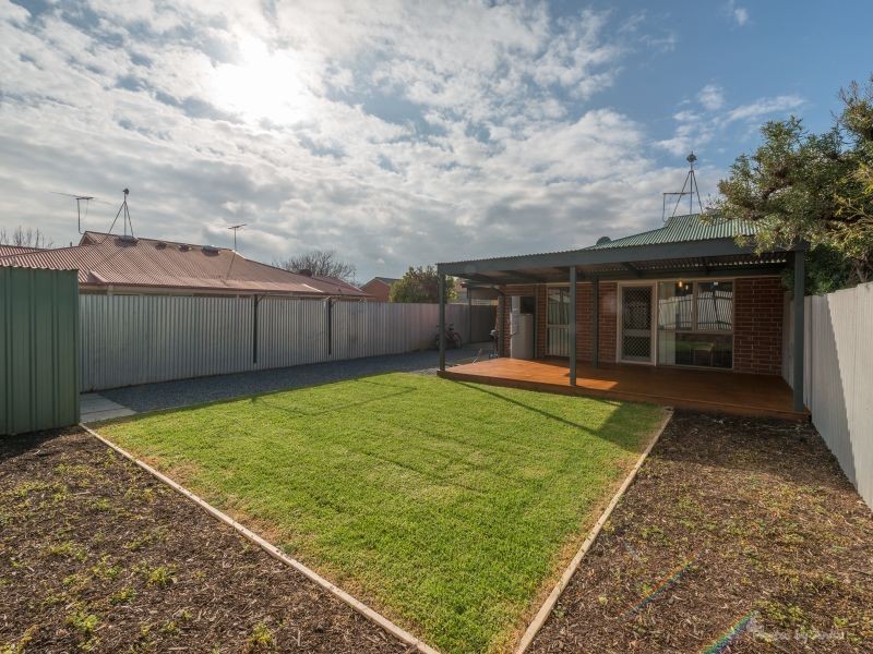 17 Dorset Street, Oakden SA 5086