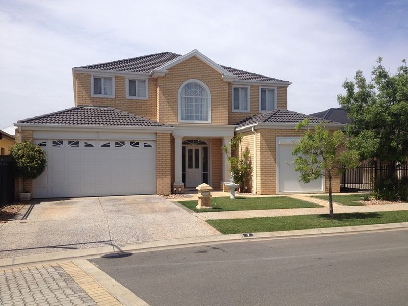 7 Macquarie Street, Mawson Lakes SA 5095