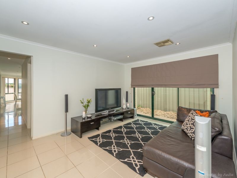 7 Chatswood Court, Oakden SA 5086