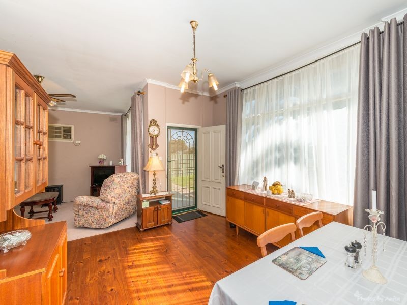 21 Billabong Road, Para Hills SA 5096