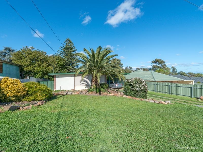21 Billabong Road, Para Hills SA 5096