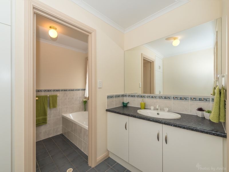 47a Goodfield Road, Para Hills West SA 5096