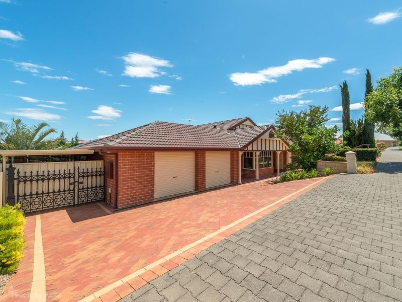 14 River Walk, Walkley Heights SA 5098