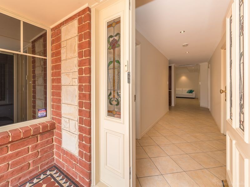 14 River Walk, Walkley Heights SA 5098