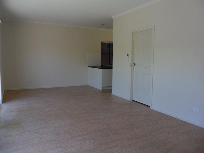 6 Hopkins Court, Broadview SA 5083