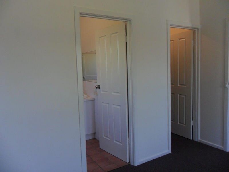 6 Hopkins Court, Broadview SA 5083