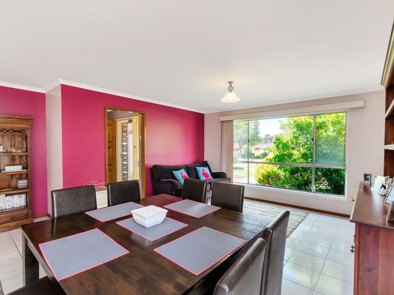 40 Allchurch Avenue, Redwood Park SA 5097