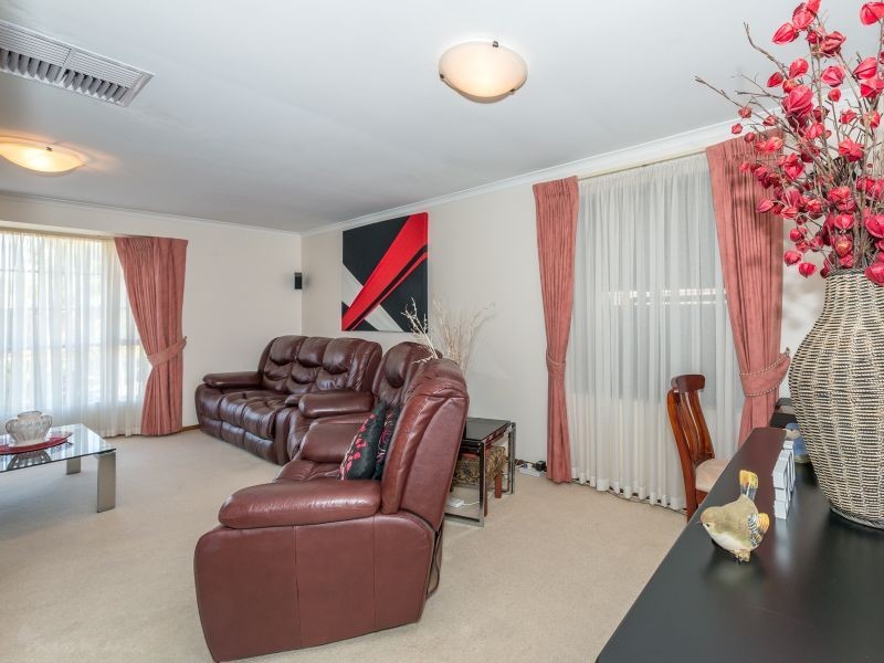 12 Trebbiano Street, Wynn Vale SA 5127