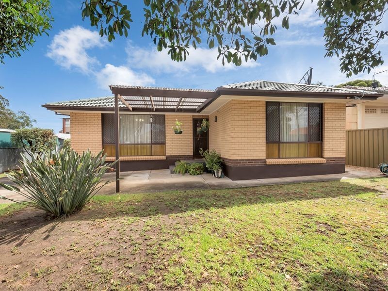 16 Lorraine Avenue, Para Vista SA 5093