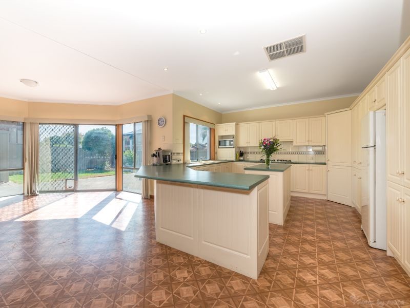 30 Mercedes Drive, Holden Hill SA 5088