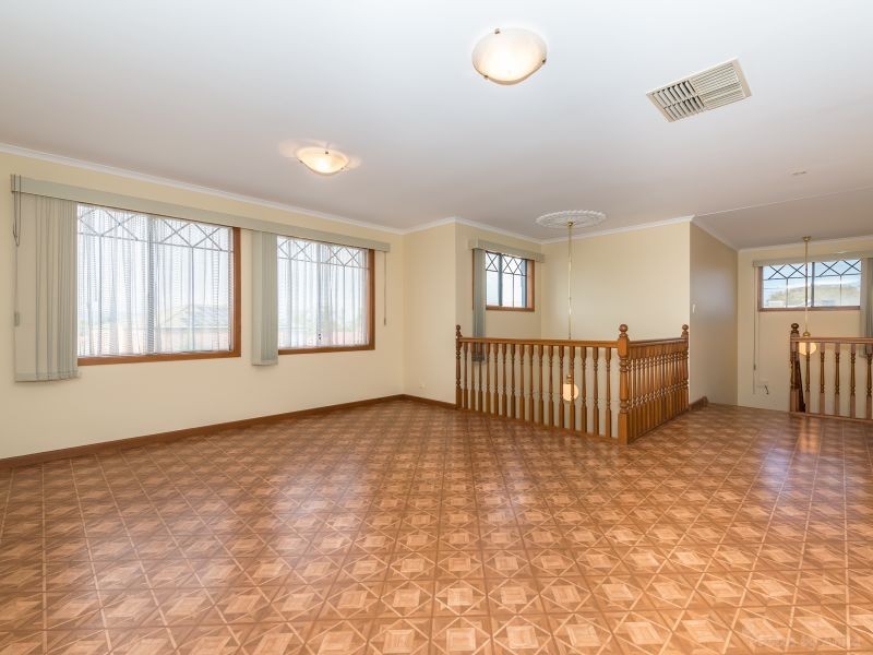 30 Mercedes Drive, Holden Hill SA 5088