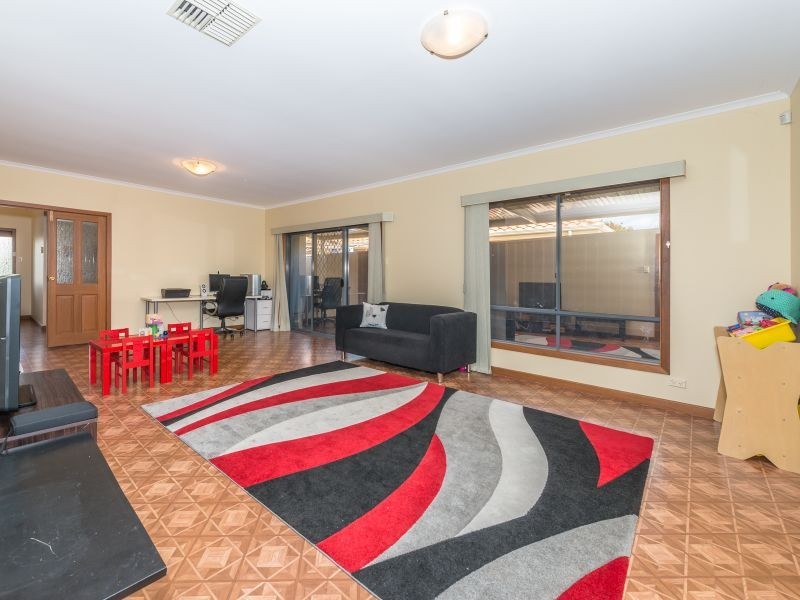 30 Mercedes Drive, Holden Hill SA 5088